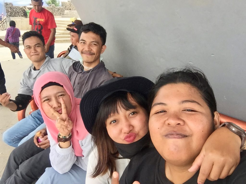 bersama mahasiswa UNHAS Makassar